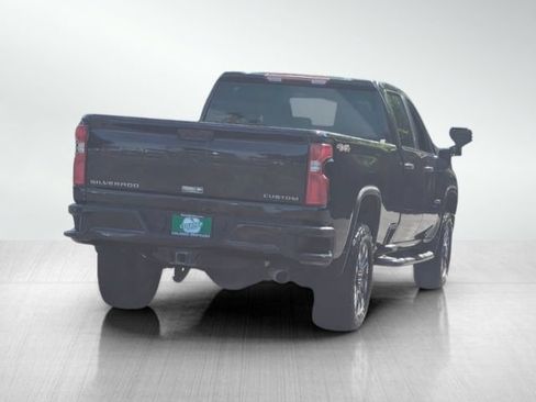 Used 2021 Chevrolet Silverado 2500 Custom w/ Custom Convenience Package AWD/4WD image 4