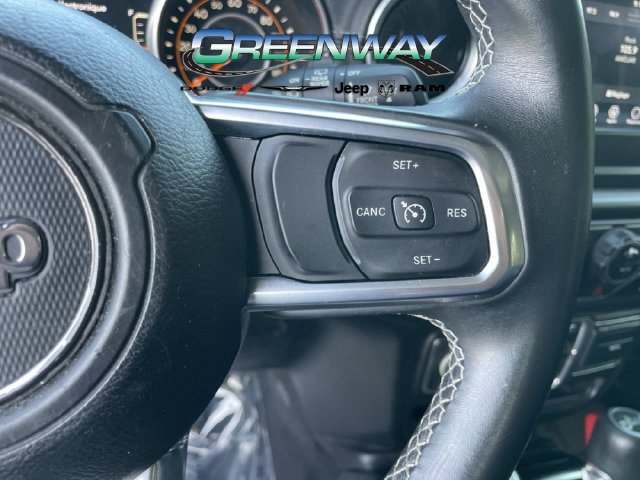 Used 2018 Jeep Wrangler Unlimited Sahara AWD/4WD image 26