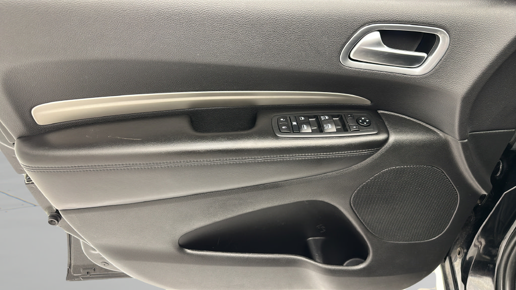 Used 2020 Dodge Durango SXT AWD/4WD image 13