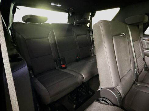 Used 2024 GMC Yukon SLE AWD/4WD image 19