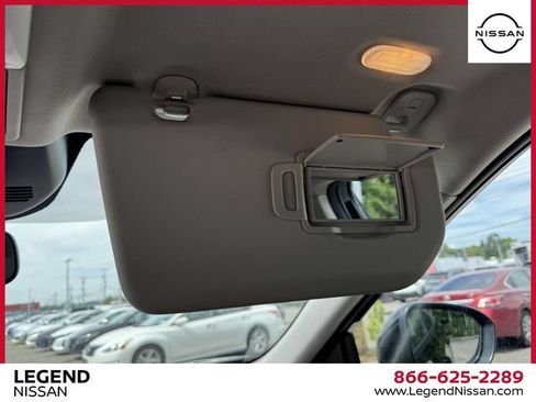 Used 2023 Nissan Rogue SV w/ SV Premium B Package AWD/4WD image 34