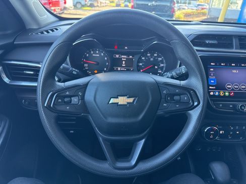 Used 2022 Chevrolet TrailBlazer LT w/ Convenience Package image 20