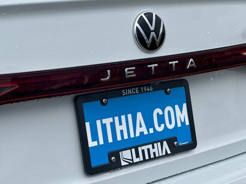 Used 2025 Volkswagen Jetta S image 25