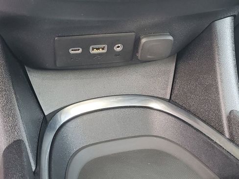 Used 2025 Chevrolet Malibu LT FWD image 18