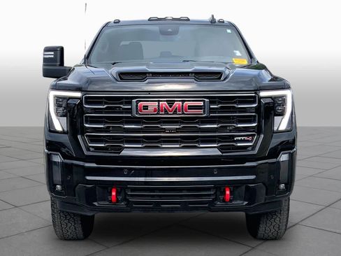 Used 2024 GMC Sierra 2500 AT4 w/ AT4 Premium Plus Package AWD/4WD image 4