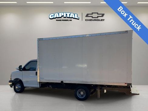 New 2024 Chevrolet Express 4500 w/ Power Convenience Package image 3