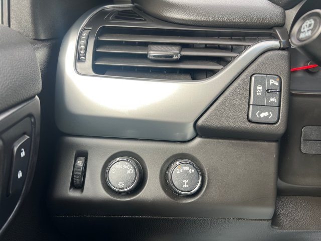 Used 2019 Chevrolet Tahoe LT AWD/4WD image 24