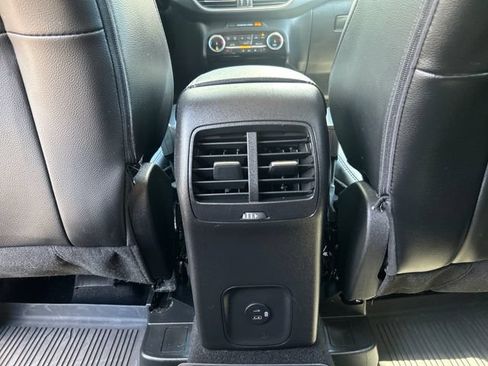 Used 2022 Ford Escape SEL AWD/4WD image 15