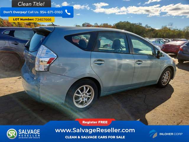 Used 2014 Toyota Prius V Three FWD image 4