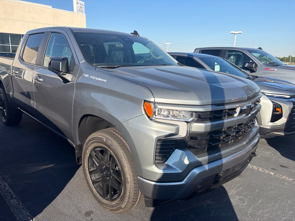 New 2026 Chevrolet Silverado 1500 RST w/ Convenience Package II AWD/4WD image 2