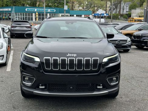 Used 2022 Jeep Cherokee Limited w/ Elite Package AWD/4WD image 8
