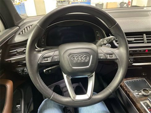 Used 2018 Audi Q7 3.0T Prestige w/ Prestige Package image 14