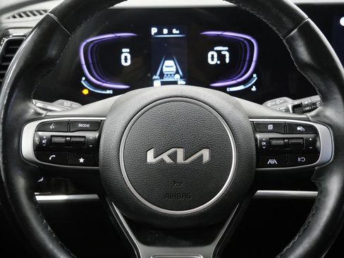 Used 2023 Kia Sportage EX AWD/4WD image 12