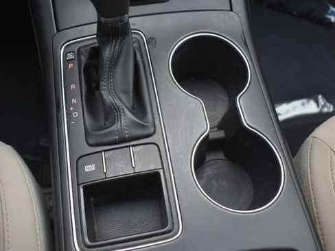 Used 2019 Kia Sorento FWD image 27