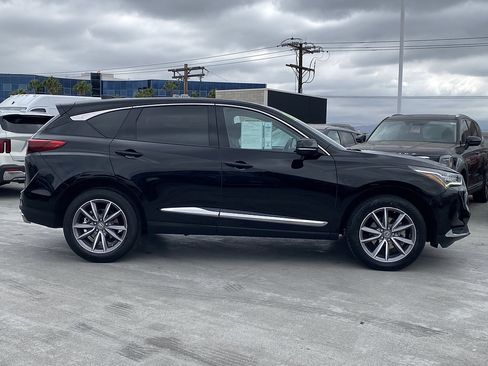 Used 2023 Acura RDX FWD w/ Technology Package image 2