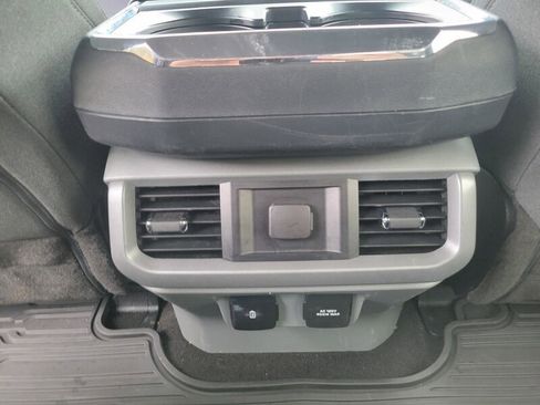 Used 2022 Ford F150 XLT w/ Equipment Group 302A High image 18