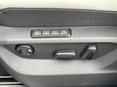 New 2025 Volkswagen Atlas Cross Sport SEL Premium R-Line image 16