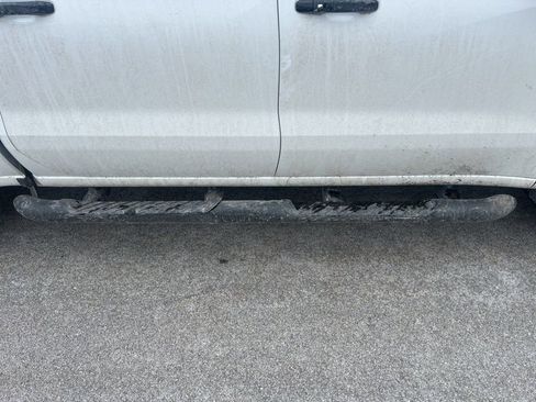 Used 2020 Chevrolet Silverado 1500 LT Trail Boss image 18