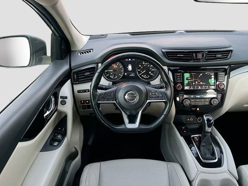 Used 2022 Nissan Rogue Sport SL FWD image 22
