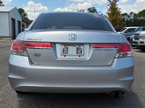 Used 2011 Honda Accord LX-P image 4