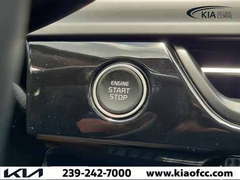 New 2026 Kia Seltos S FWD image 30
