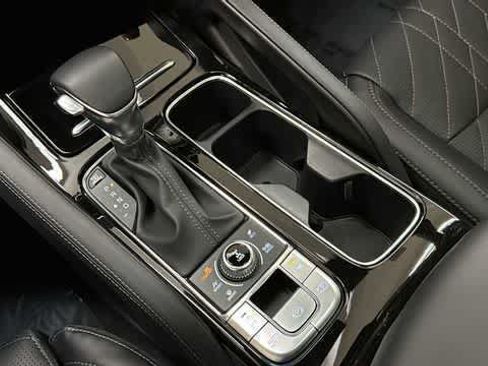 Used 2024 Kia Telluride SX Prestige X-Pro AWD/4WD image 23