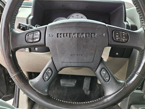 Used 2003 HUMMER H2 w/ Preferred Equipment Group image 16
