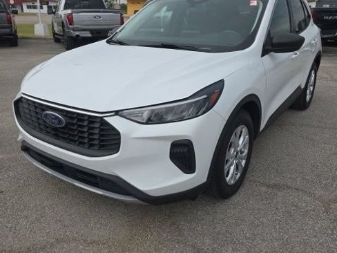 Used 2023 Ford Escape Active FWD image 7