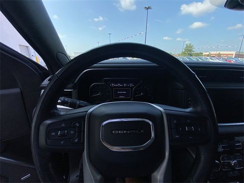 Used 2021 GMC Yukon XL Denali w/ Denali Ultimate Package image 30