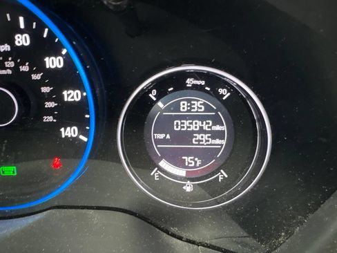 Used 2021 Honda HR-V LX image 27