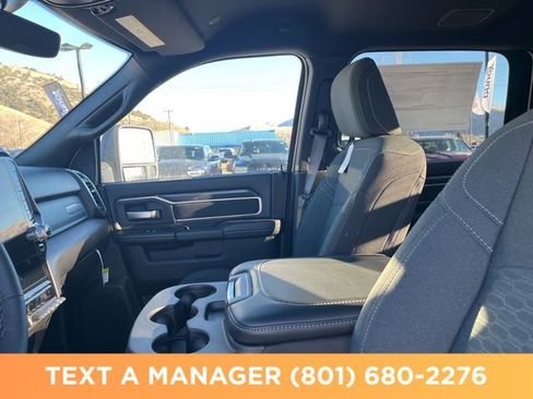 New 2026 RAM 3500 Big Horn AWD/4WD image 19