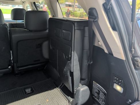 Used 2017 Lexus LX 570 4WD w/ Luxury Package image 7