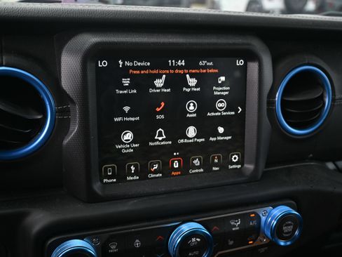 Used 2020 Jeep Wrangler Unlimited Sahara image 8