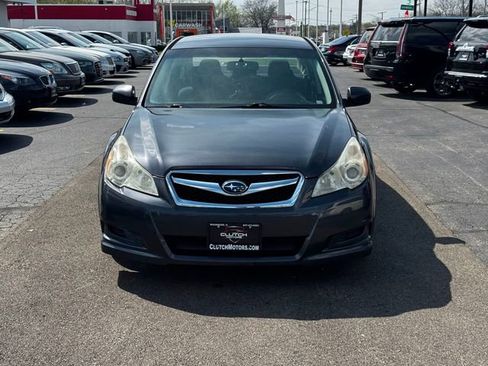 Used 2011 Subaru Legacy 2.5i Premium w/ All-Weather Pkg AWD/4WD image 2