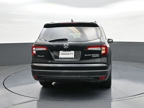 Certified 2020 Honda Pilot Black Edition image 11