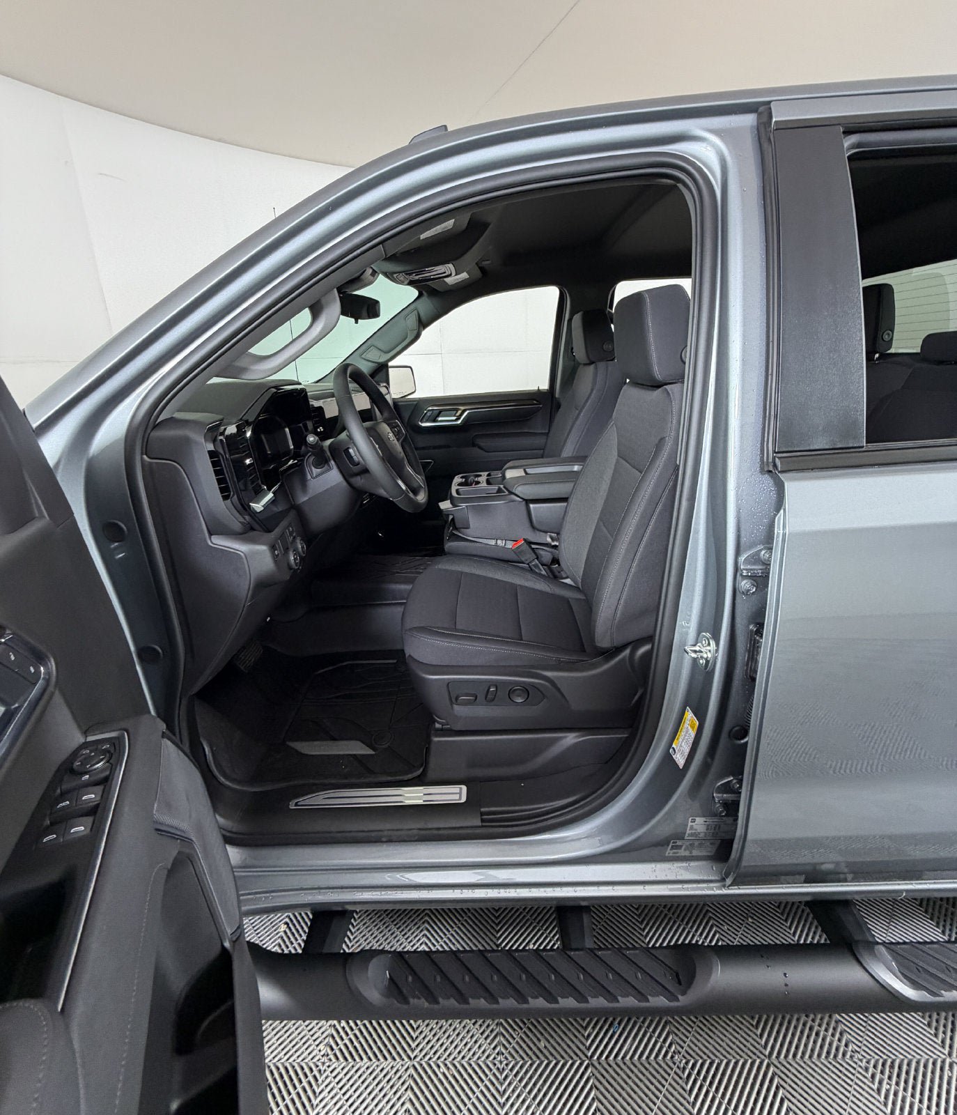 New 2026 Chevrolet Silverado 1500 RST w/ RST Select Package RWD image 8