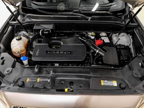 Used 2019 Lincoln Nautilus Reserve image 65