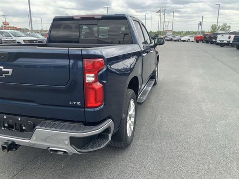 Used 2021 Chevrolet Silverado 1500 LTZ w/ LTZ Premium Package AWD/4WD image 18