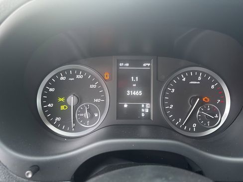 Used 2023 Mercedes-Benz Metris Passenger image 44