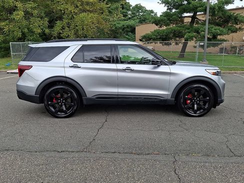 Used 2021 Ford Explorer ST w/ Equipment Group 401A AWD/4WD image 10