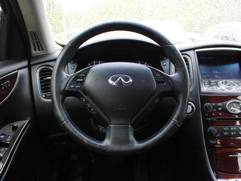 Used 2017 INFINITI QX50 AWD w/ Premium Plus Package image 37