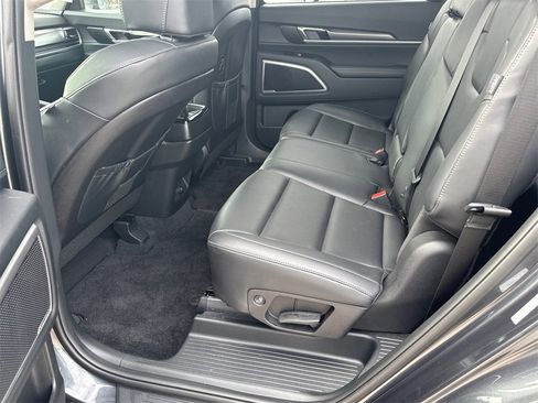 Used 2024 Kia Telluride LX image 20