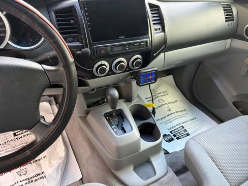 Used 2009 Toyota Tacoma 2WD Regular Cab image 10