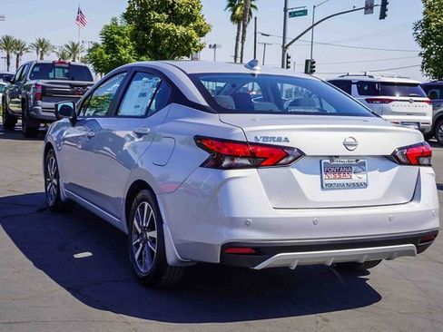 New 2025 Nissan Versa SV w/ Trunk Package image 5