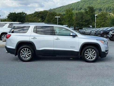 Used 2018 GMC Acadia SLE AWD/4WD image 14