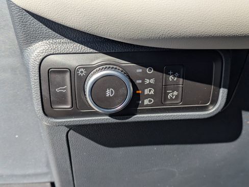 New 2026 Ford Explorer Active w/ Active Comfort Package image 13