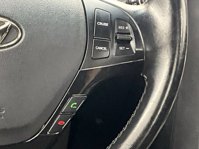 Used 2015 Hyundai Genesis 3.8 RWD image 18