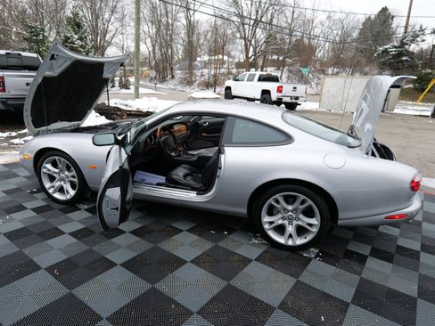 Used 2004 Jaguar XK8 Coupe image 56