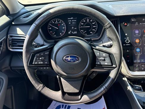 Used 2025 Subaru Outback Onyx Edition AWD/4WD image 16