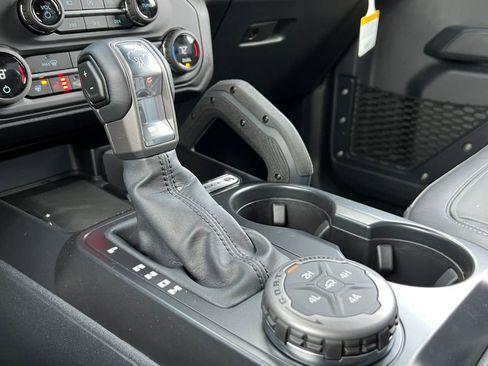 New 2025 Ford Bronco Badlands image 26